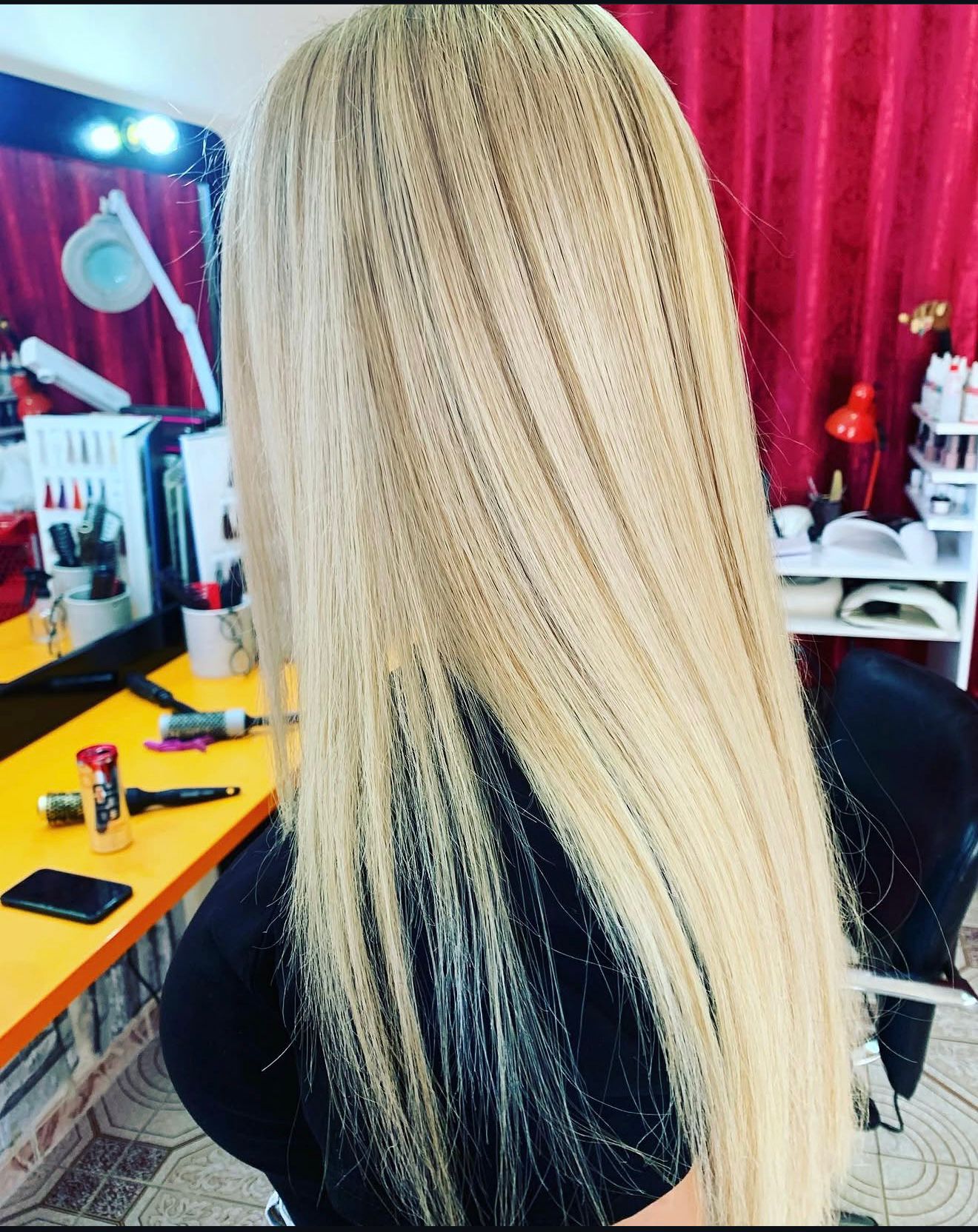 Salon atmosphere at Beauty Salon Shpresa